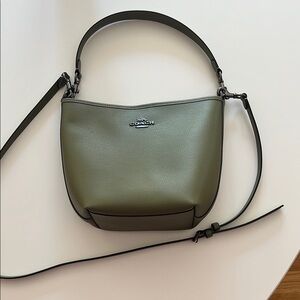 Coach Green Leather Shoulder Bag with Hobo Silhouette